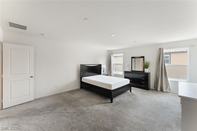 6631 Frosted Harvest Avenue, Las Vegas, NV 89108