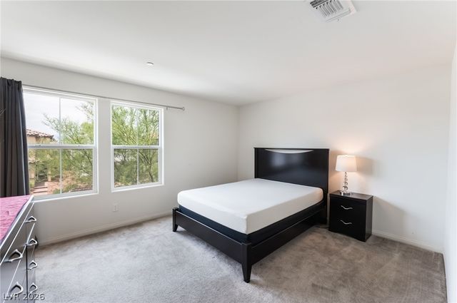 6631 Frosted Harvest Avenue, Las Vegas, NV 89108