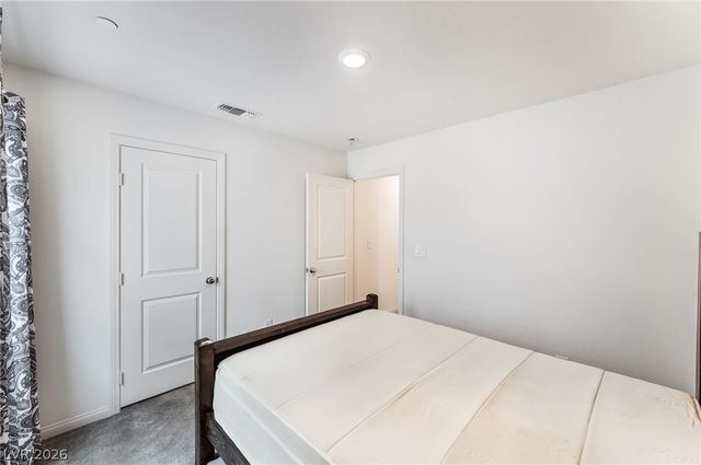 6631 Frosted Harvest Avenue, Las Vegas, NV 89108