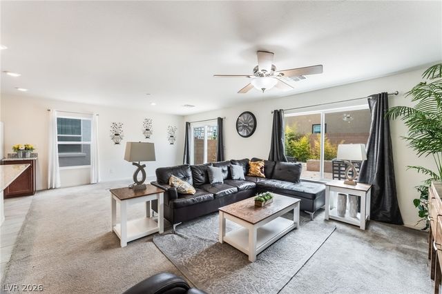 6631 Frosted Harvest Avenue, Las Vegas, NV 89108