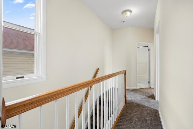 250 Woodcliff Ave, Little Falls Twp., NJ 07424