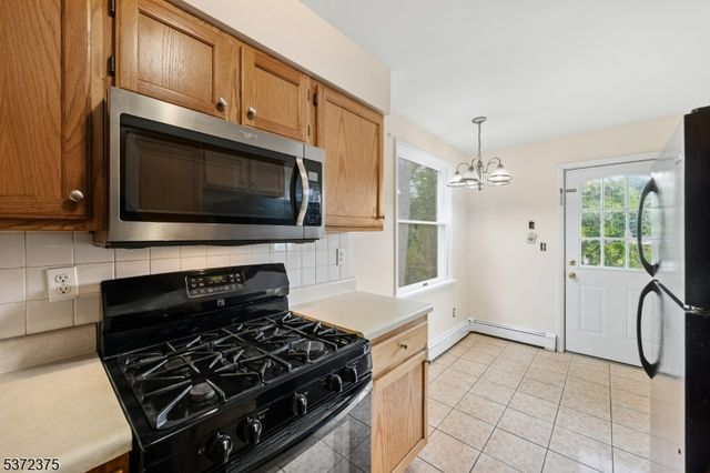 250 Woodcliff Ave, Little Falls Twp., NJ 07424