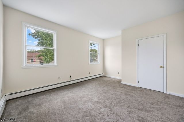 250 Woodcliff Ave, Little Falls Twp., NJ 07424