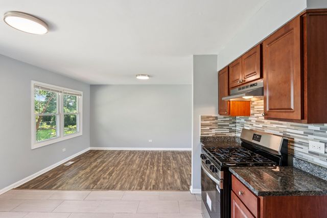 18853 Cedar Court, Country Club Hills, IL 60478