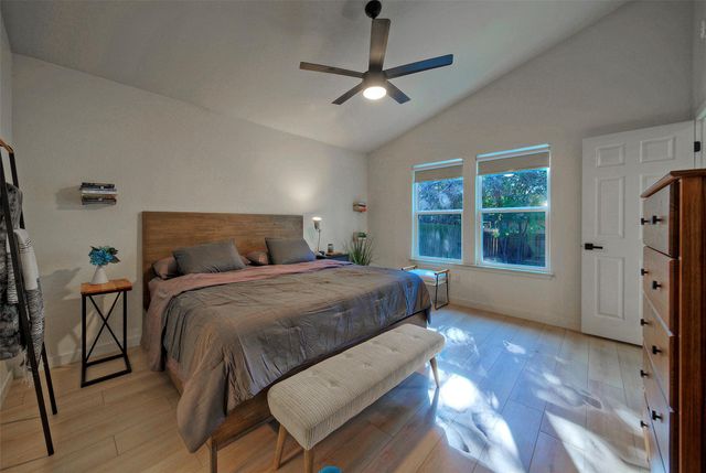 8406 Los Ranchos DR, Austin, TX 78749