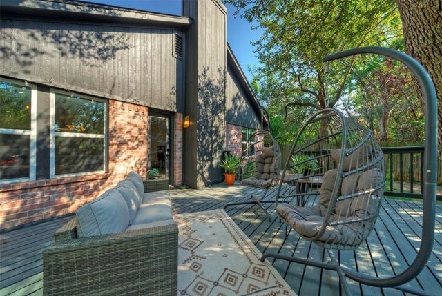 8406 Los Ranchos DR, Austin, TX 78749