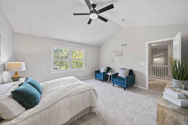 867 Wallace Drive, Delaware, OH 43015