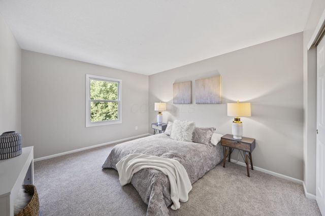 867 Wallace Drive, Delaware, OH 43015