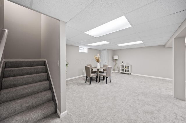 867 Wallace Drive, Delaware, OH 43015