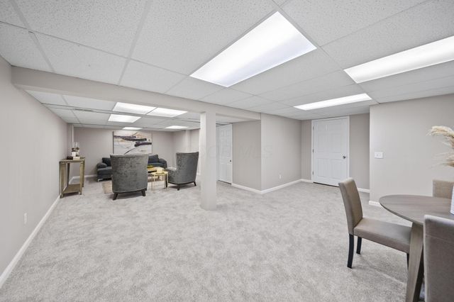 867 Wallace Drive, Delaware, OH 43015