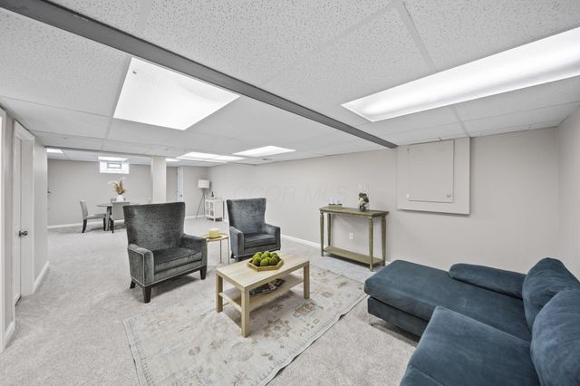 867 Wallace Drive, Delaware, OH 43015