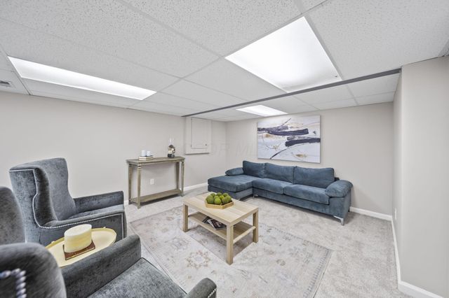 867 Wallace Drive, Delaware, OH 43015