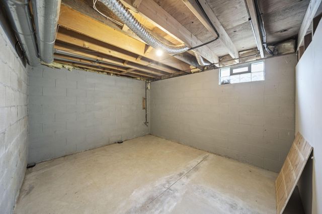 867 Wallace Drive, Delaware, OH 43015