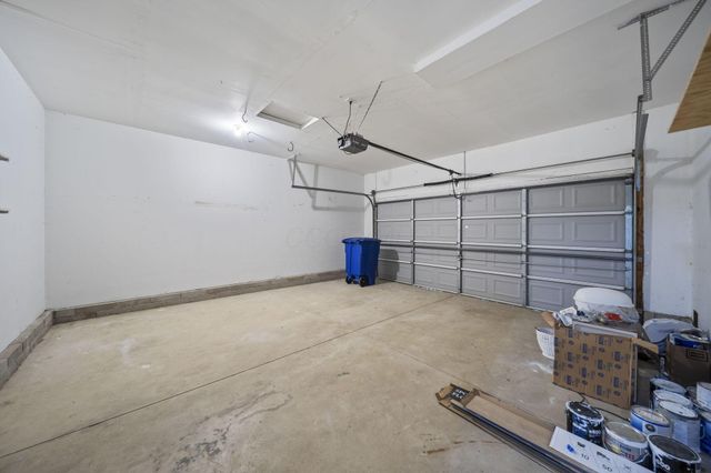 867 Wallace Drive, Delaware, OH 43015