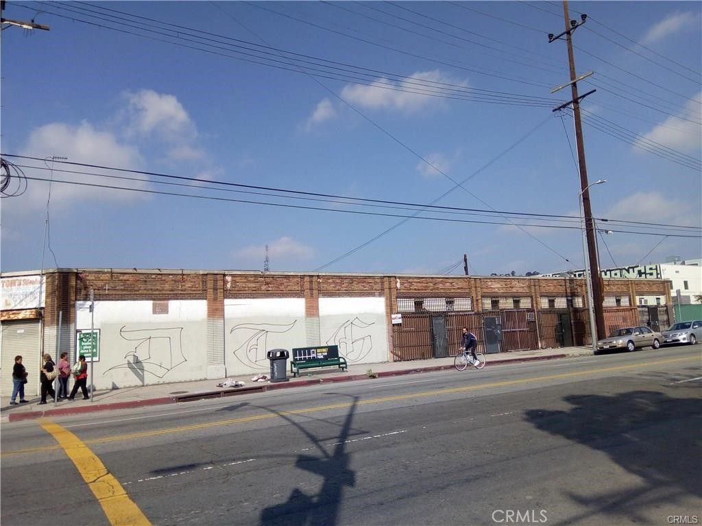 1401 N Main Street, Los Angeles, CA 90012