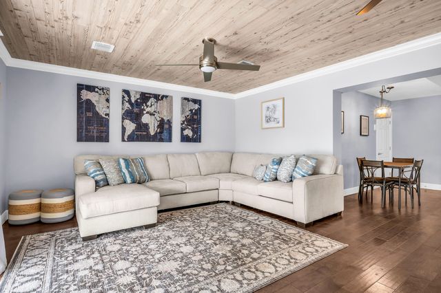 249 SE 3RD Avenue, Pompano Beach, FL 33060