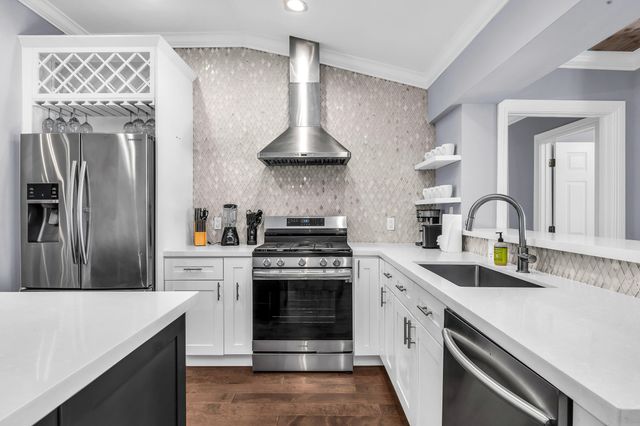 249 SE 3RD Avenue, Pompano Beach, FL 33060
