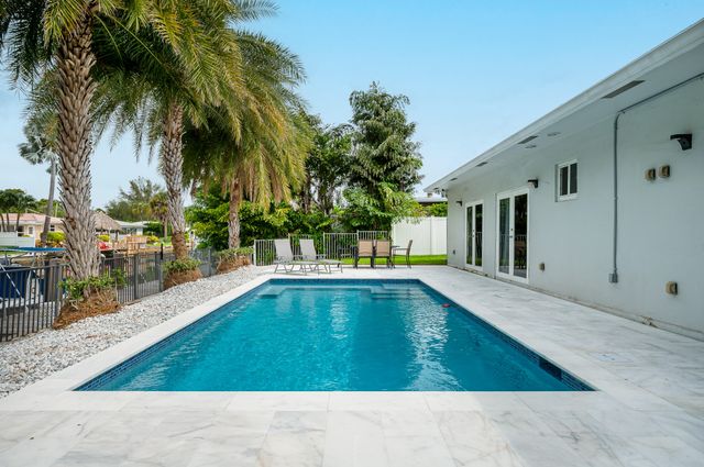249 SE 3RD Avenue, Pompano Beach, FL 33060