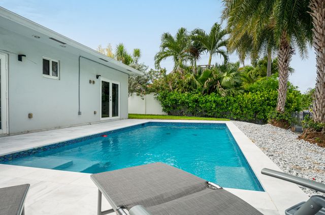 249 SE 3RD Avenue, Pompano Beach, FL 33060