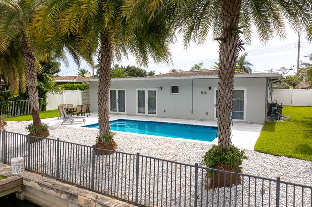 249 SE 3RD Avenue, Pompano Beach, FL 33060
