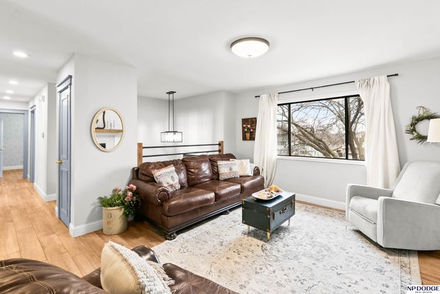 12742 Fowler Circle, Omaha, NE 68164