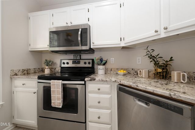 3011 Elk Ridge Road, Durham, NC 27712