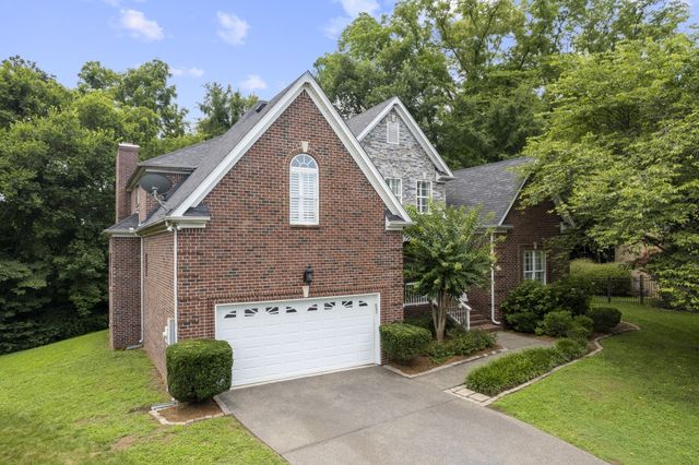 1015 Crimson Clover Dr, Brentwood, TN 37027