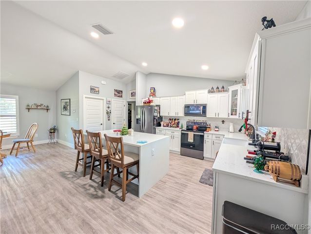 10151 N Athenia Drive, Citrus Springs, FL 34434