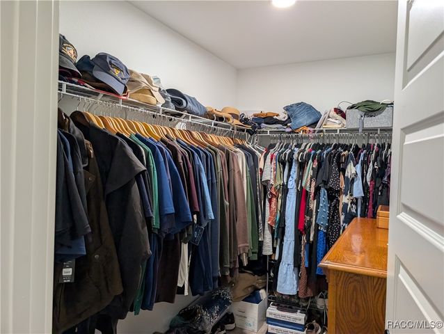 10151 N Athenia Drive, Citrus Springs, FL 34434