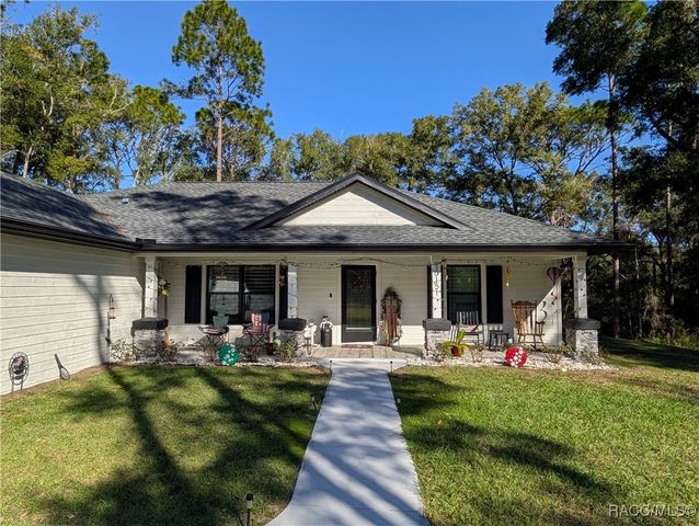 10151 N Athenia Drive, Citrus Springs, FL 34434