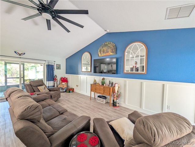 10151 N Athenia Drive, Citrus Springs, FL 34434