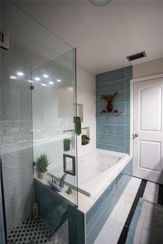 8521 NW 53rd Street 0, Lauderhill, FL 33351