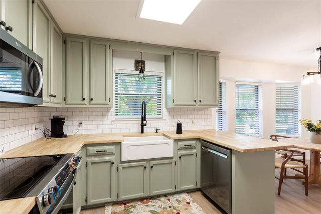 1237 Oleander DR, New Braunfels, TX 78130