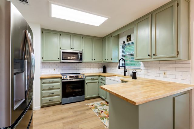 1237 Oleander DR, New Braunfels, TX 78130
