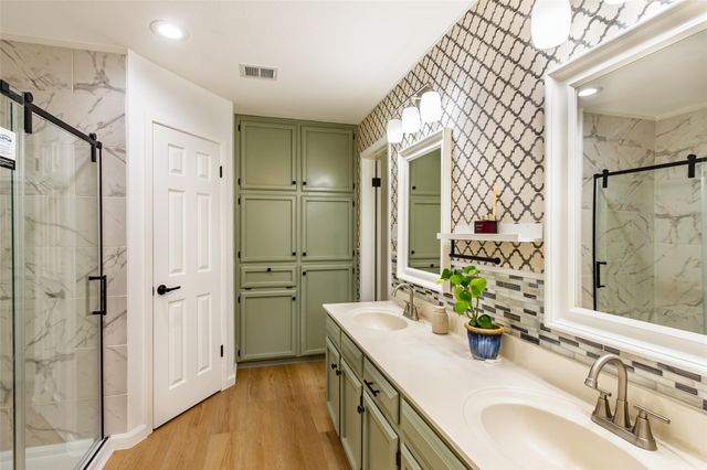 1237 Oleander DR, New Braunfels, TX 78130