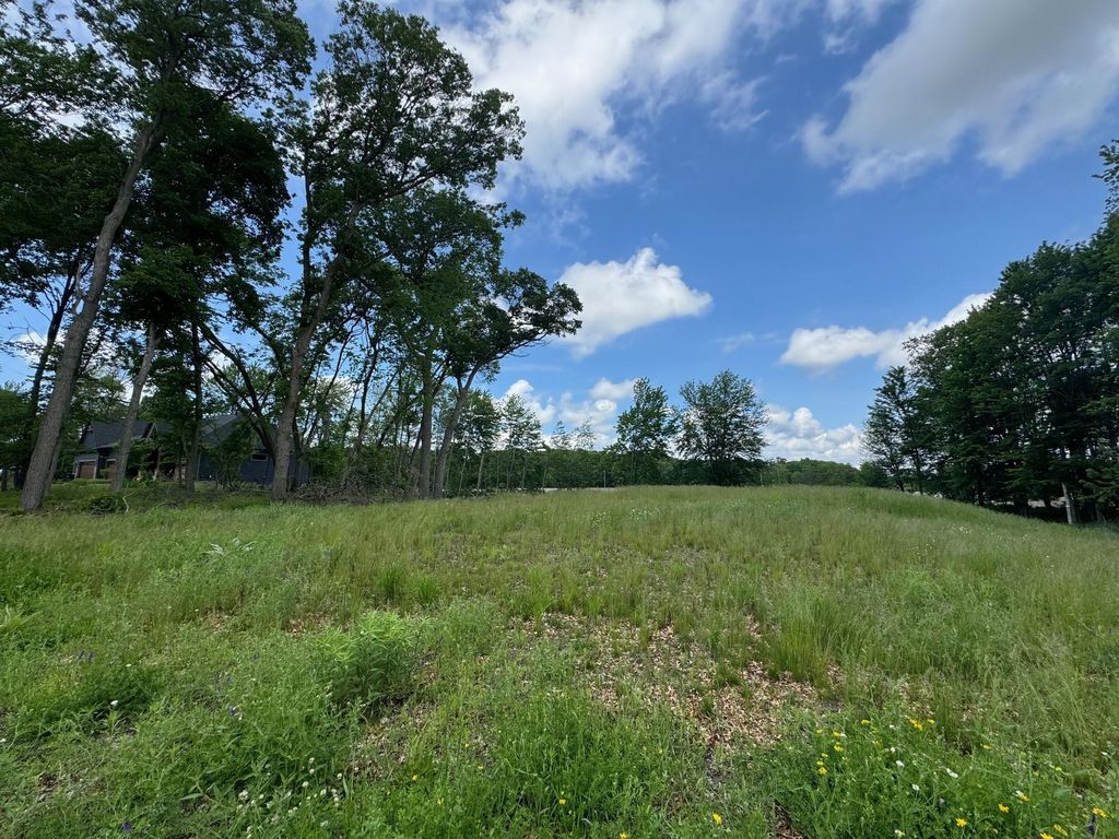 261 176th Lane NE, Ham Lake, MN 55304