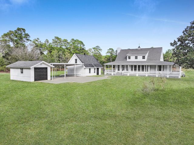 381 County Road 4390, Hillister, TX 77624