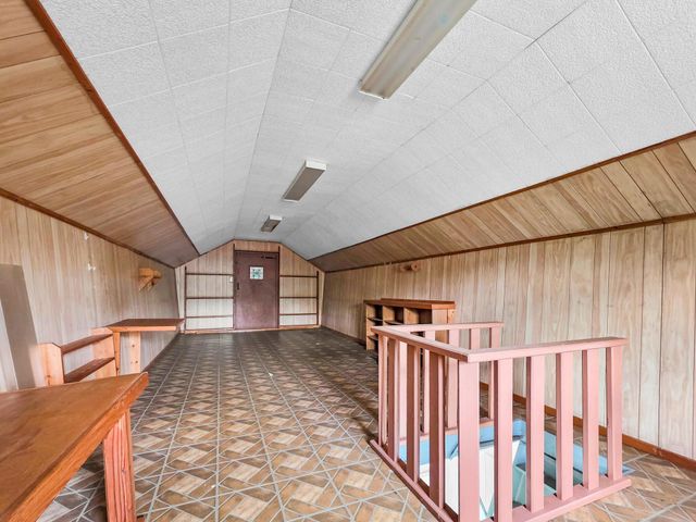 381 County Road 4390, Hillister, TX 77624