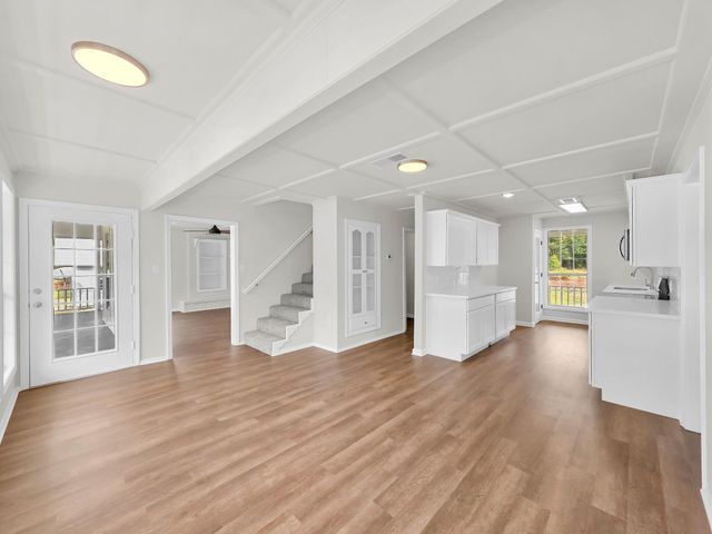 381 County Road 4390, Hillister, TX 77624