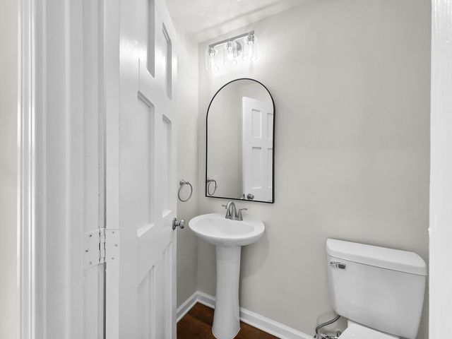 381 County Road 4390, Hillister, TX 77624