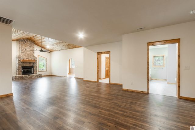 1430 Spence Chapel Road, Mayfield, KY 42066