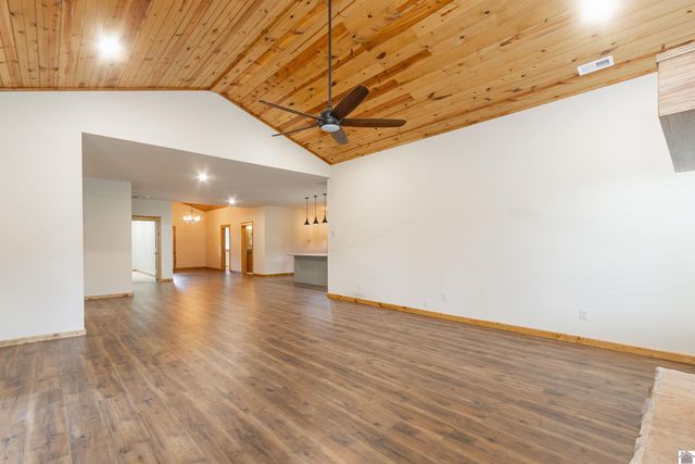 1430 Spence Chapel Road, Mayfield, KY 42066