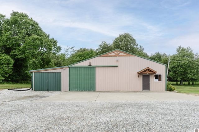 1430 Spence Chapel Road, Mayfield, KY 42066