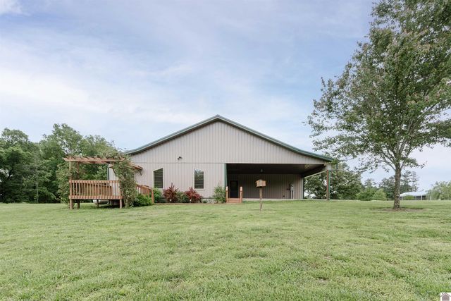 1430 Spence Chapel Road, Mayfield, KY 42066