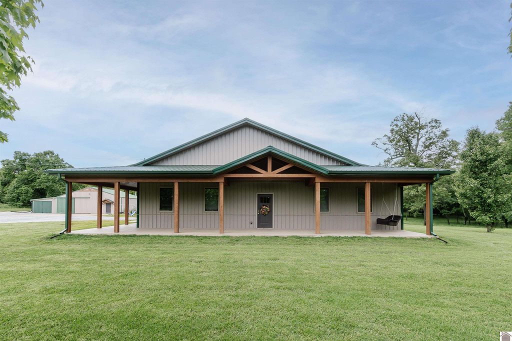 1430 Spence Chapel Road, Mayfield, KY 42066