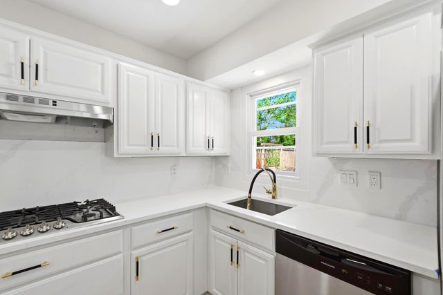 7708 JANSEN DR, Springfield, VA 22152