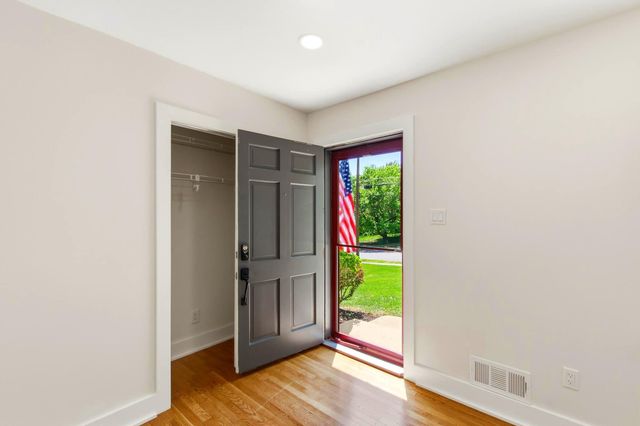 7708 JANSEN DR, Springfield, VA 22152
