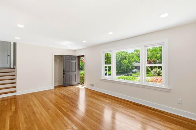 7708 JANSEN DR, Springfield, VA 22152