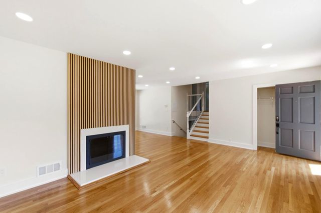 7708 JANSEN DR, Springfield, VA 22152