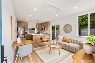 822 B S Sullivan Street, Seattle, WA 98108